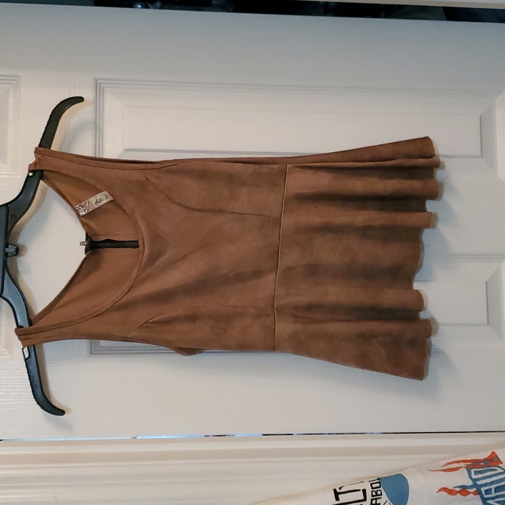 Adorable peplum top